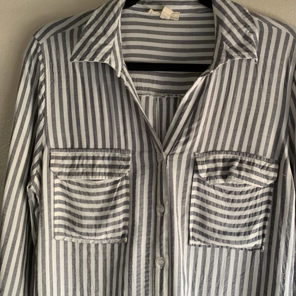 E+M Long sleeve Rayon Gray and White Striped Size Large - Picture 2 of 6